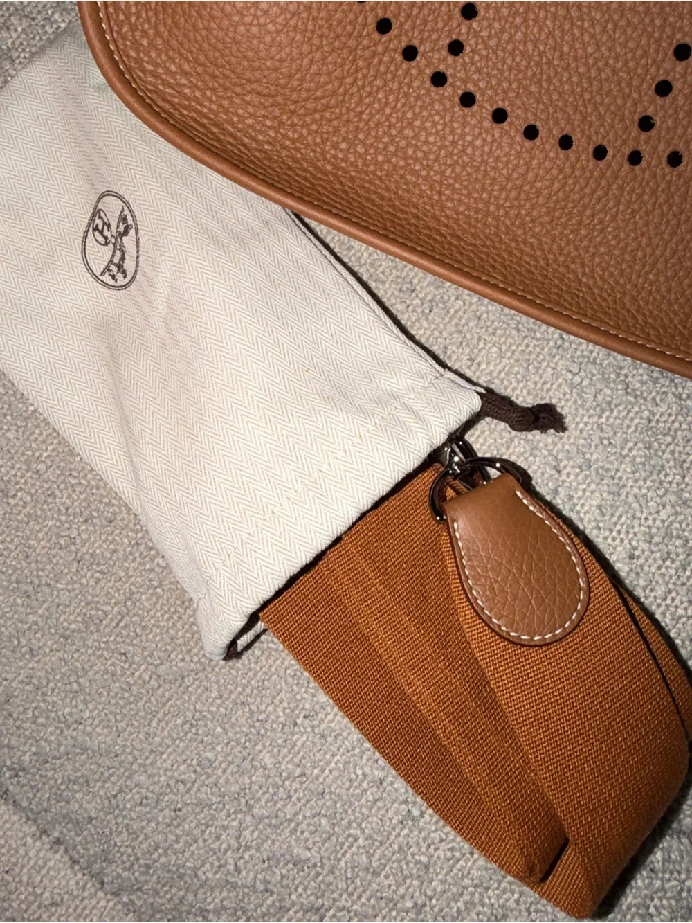 Brand new Hermes gold gen iiiEvelyne Crossbody Bag